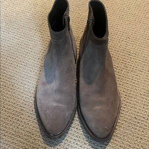 Via Spiga Women's Taupe Tan Gray Suede Ankle Boots Size 6 EU 36